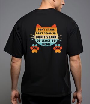 Retro cat tshirt, funny cat tee, don't stand close meow t-shirt T-Shirt