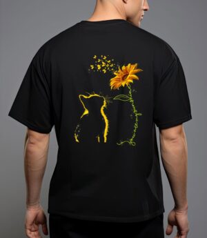 Sitting yellow kitten sunflower fragrance butterfly t-shirt T-Shirt